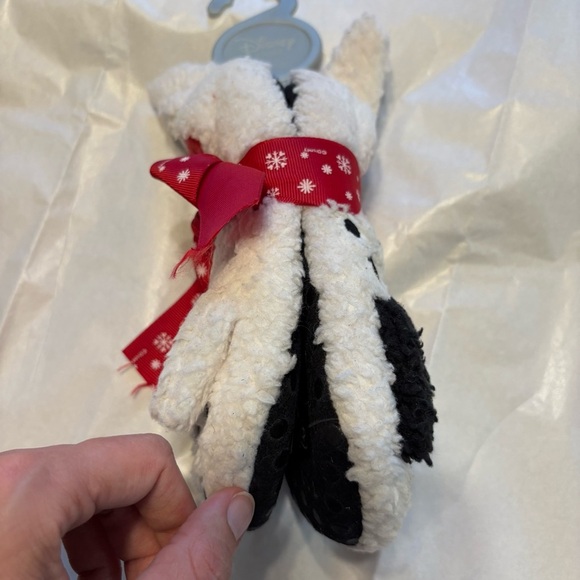 101 Dalmatian slippers - Picture 2 of 7